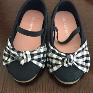 NWT-Navy/white flats